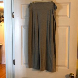 Gray knit maxi skirt